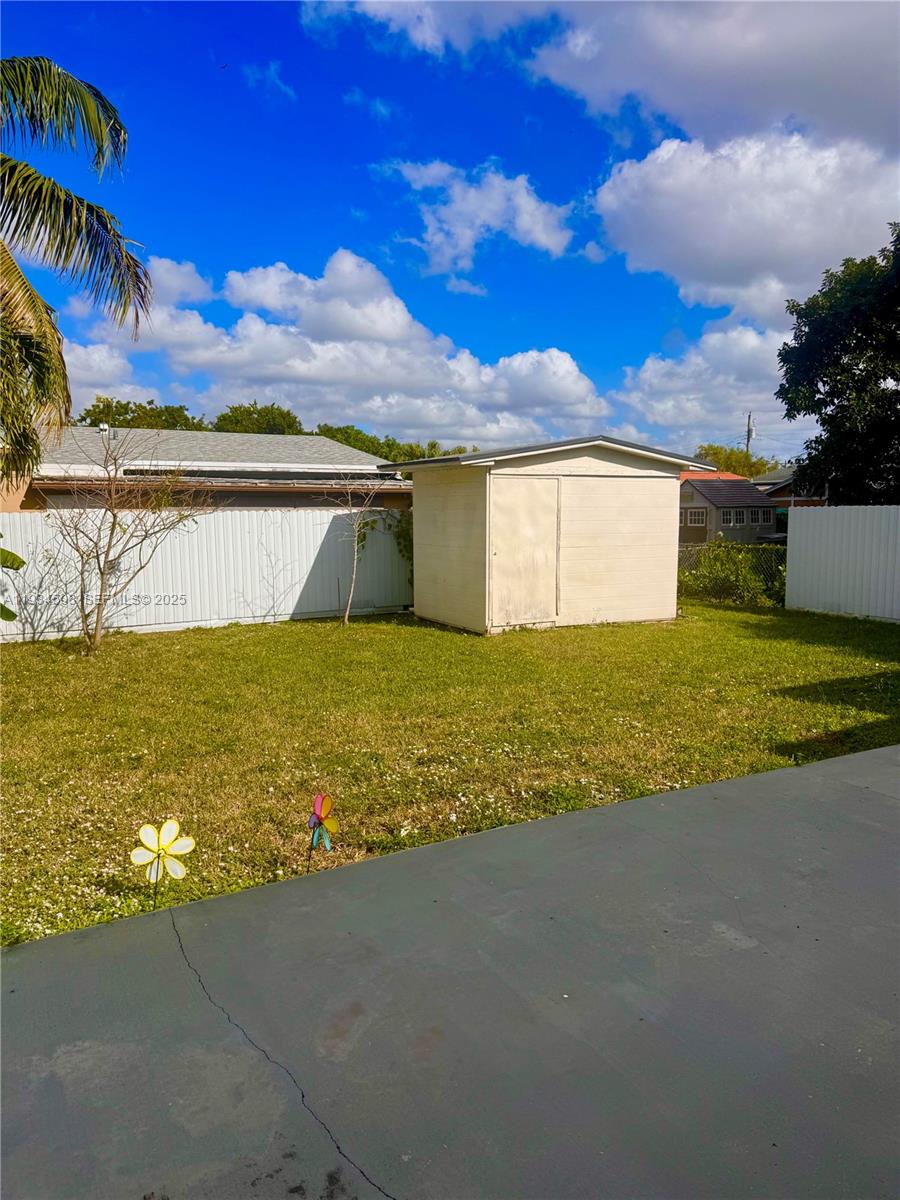 8935 Southwest 38th Street Miami, FL 33165 - Photo 14 of 14