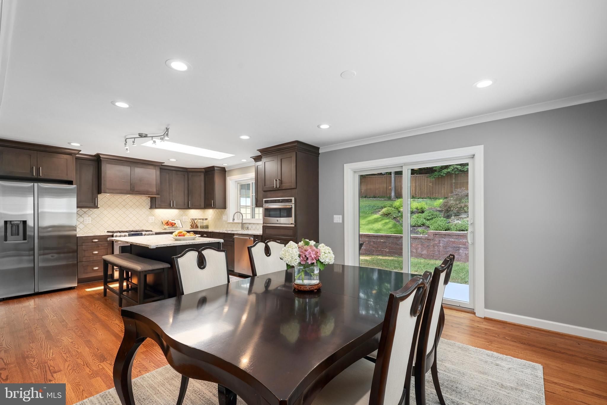 9322 Glenbrook Road Fairfax, VA 22031 - Photo 16 of 39