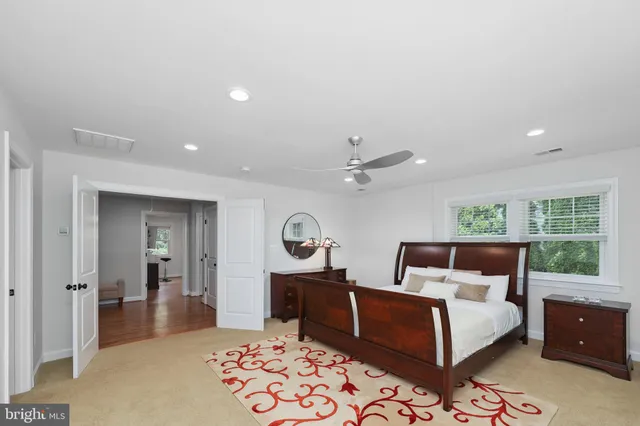 $1,250,000 | 9322 Glenbrook Road, Fairfax, VA 22031