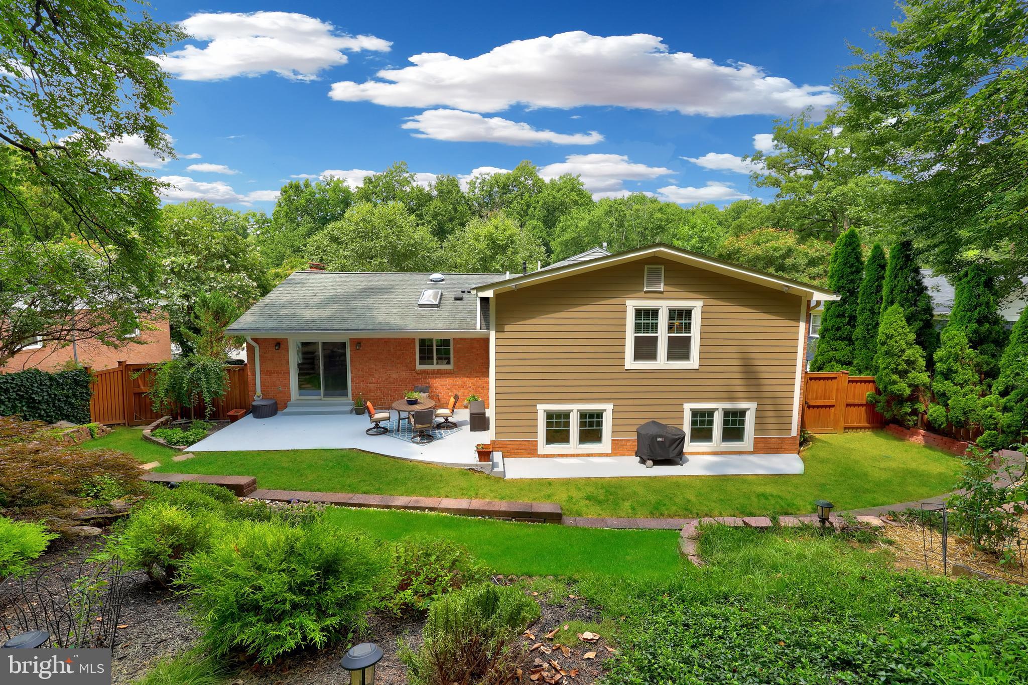 9322 Glenbrook Road Fairfax, VA 22031 - Photo 37 of 39