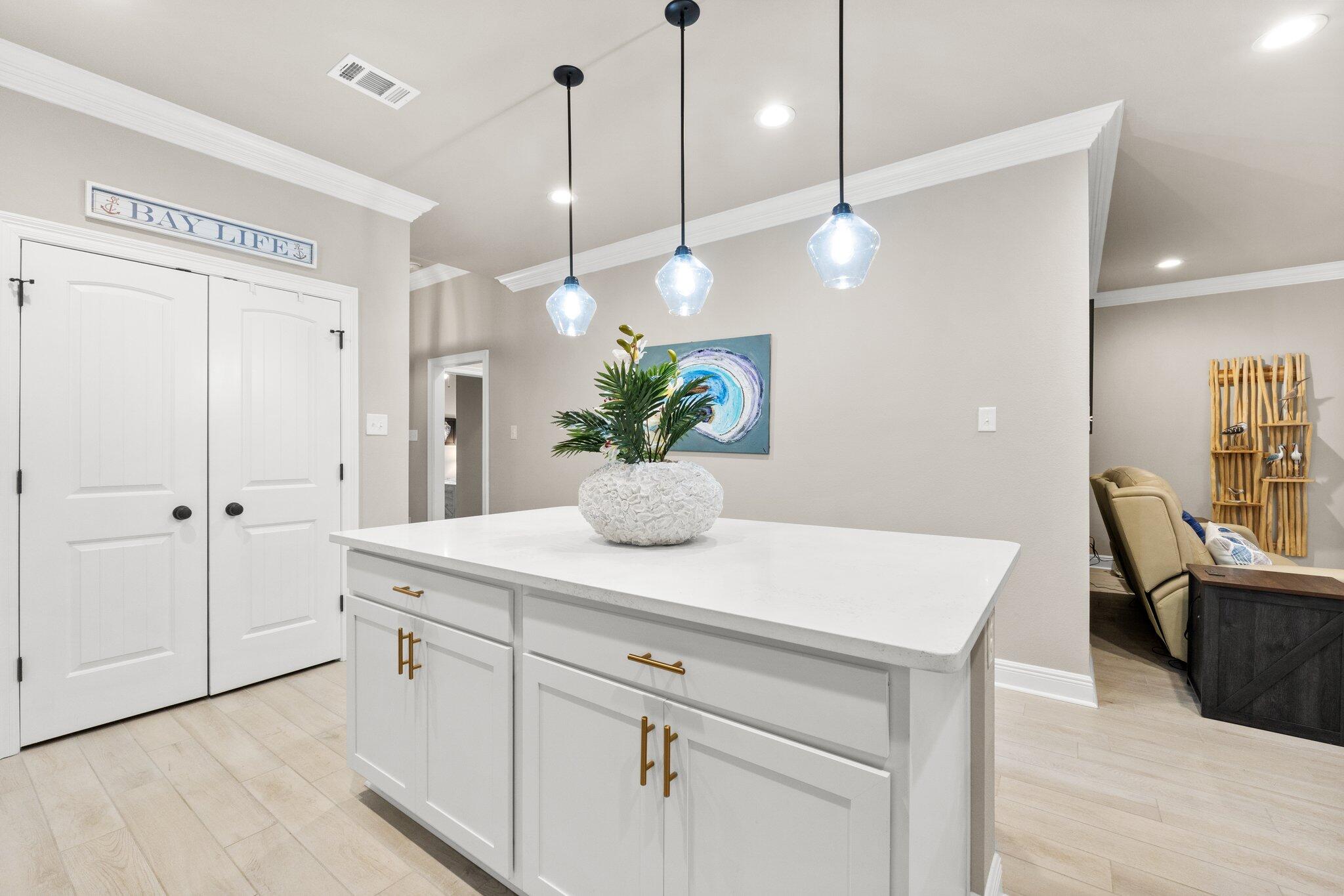 25 Eclipse Loop Freeport, FL 32439 - Photo 10 of 84 25