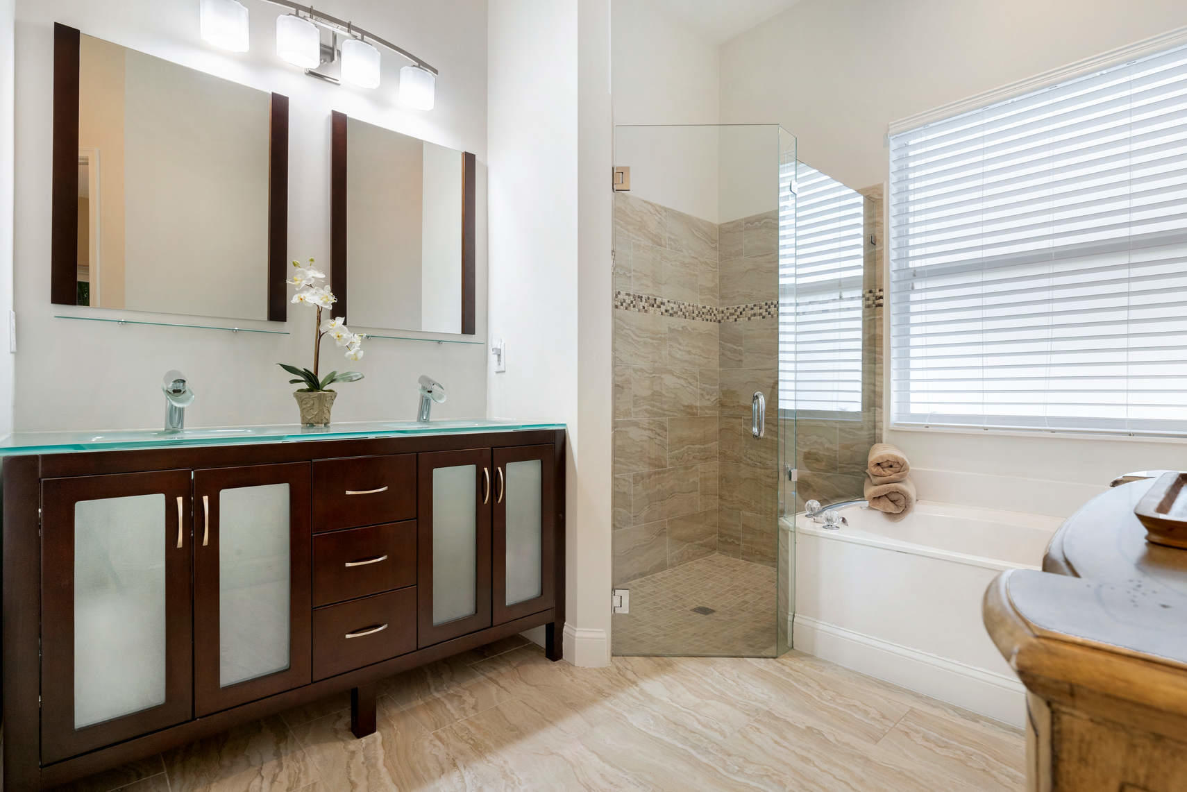 23443 Water Circle Boca Raton, FL 33486 - Photo 11 of 20 Custom Baths
