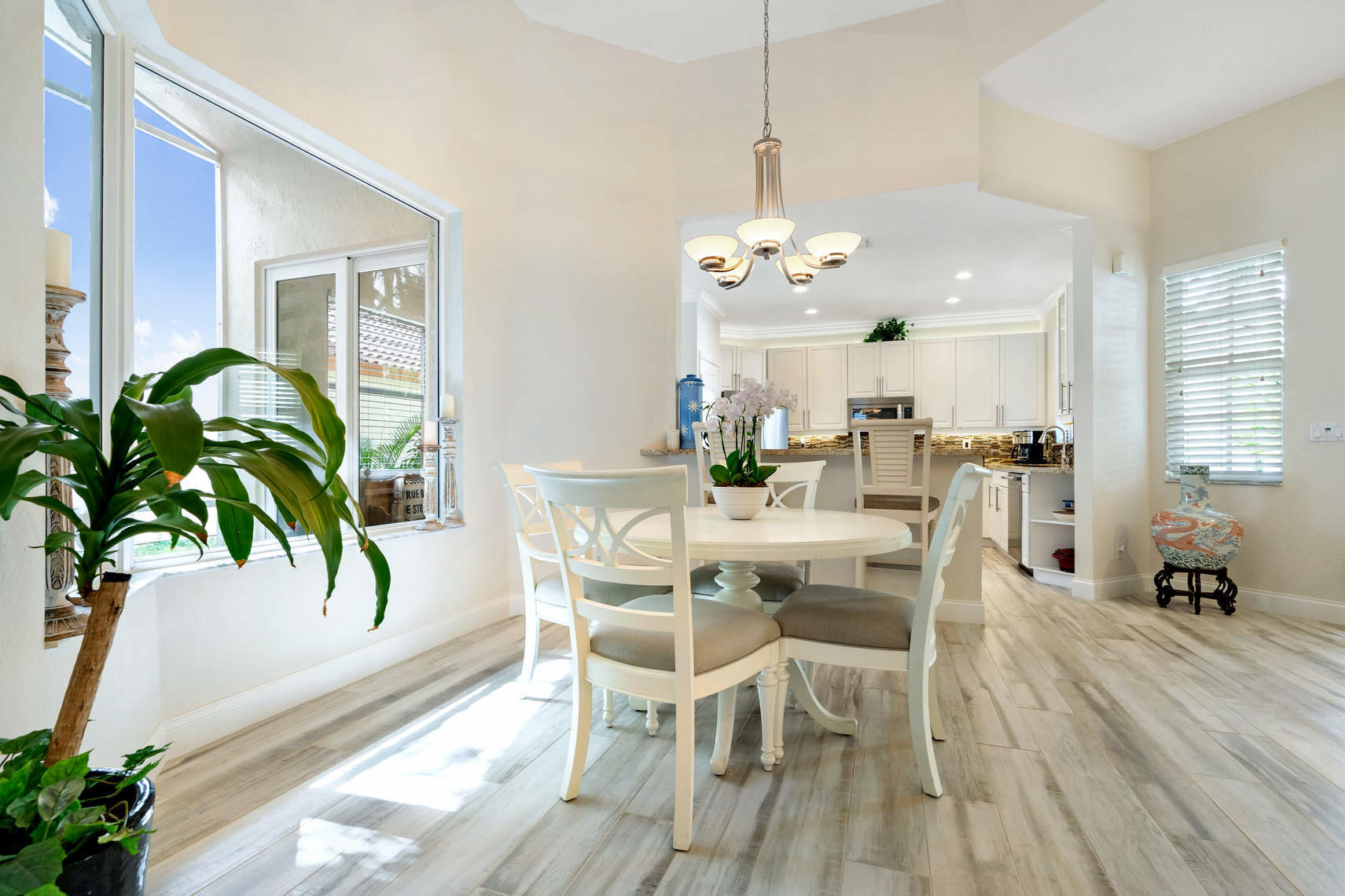 23443 Water Circle Boca Raton, FL 33486 - Photo 6 of 20 Dining Area Bathed in Sunlight