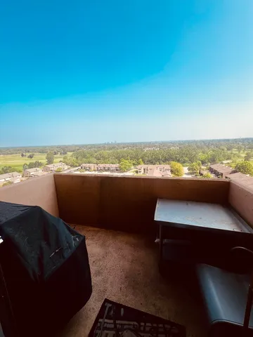 $270,000 | 465 West Dominion Drive, Unit 1302, Wood Dale, IL 60191