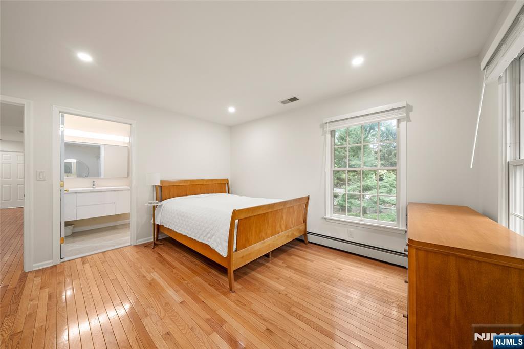 7 Woods Edge Road Old Tappan, NJ 07675 - Photo 20 of 32