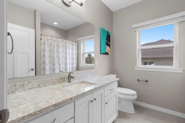 $649,900 | 3442 Leeds Castle Drive, Green Bay, WI 54313