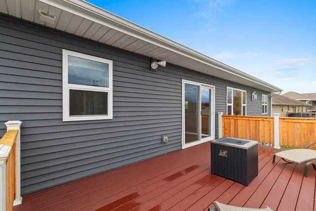 $649,900 | 3442 Leeds Castle Drive, Green Bay, WI 54313