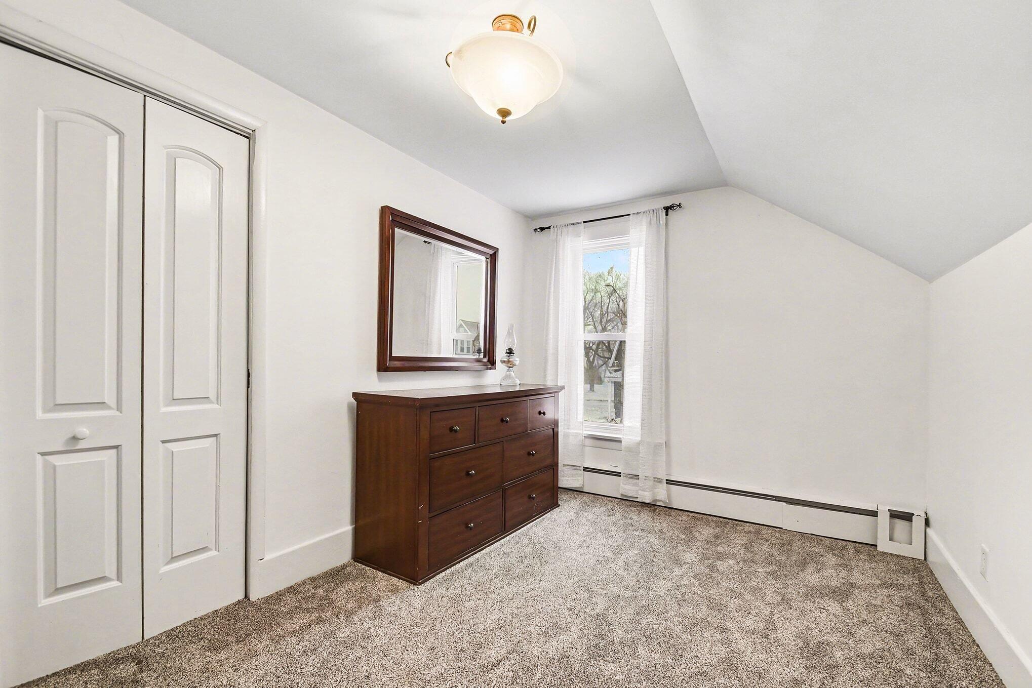1457 Main Street St. Joseph, MI 49085 - Photo 12 of 19 011_file_2775