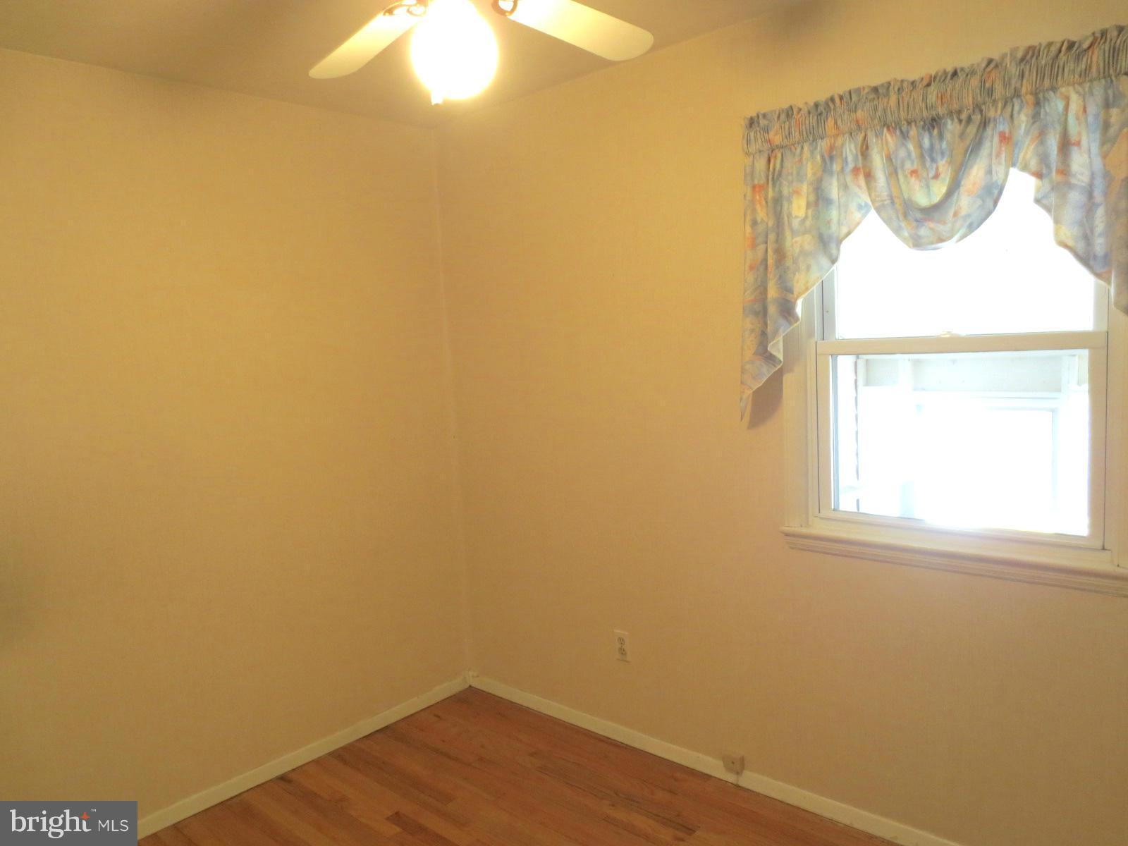 2203 Chapman Road Hyattsville, MD 20783 - Photo 14 of 30 Small Bedroom