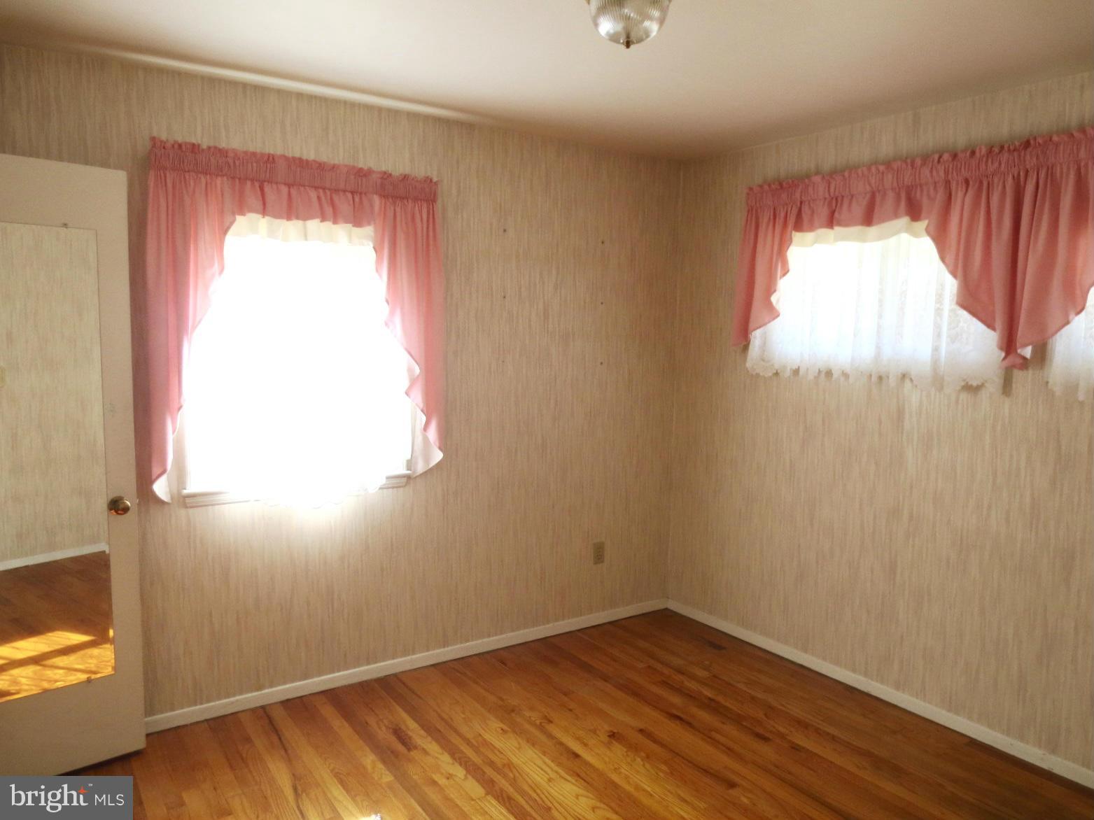 2203 Chapman Road Hyattsville, MD 20783 - Photo 15 of 30 2nd Bedroom
