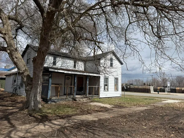 $29,900 | 115 East 4th Street, Evart, MI 49631