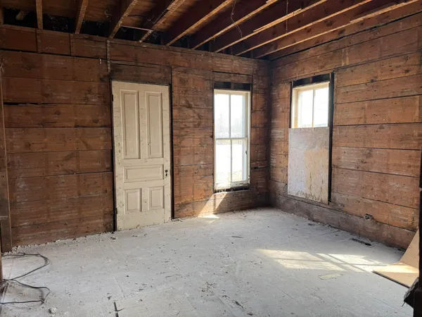 $29,900 | 115 East 4th Street, Evart, MI 49631