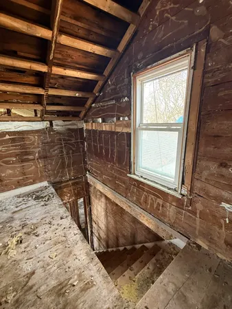 $29,900 | 115 East 4th Street, Evart, MI 49631