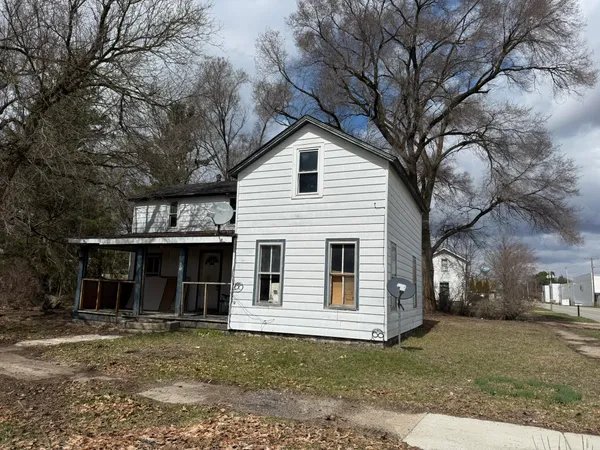 $29,900 | 115 East 4th Street, Evart, MI 49631