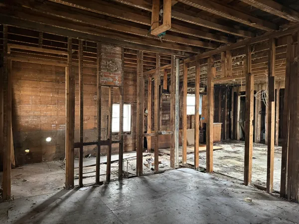 $29,900 | 115 East 4th Street, Evart, MI 49631