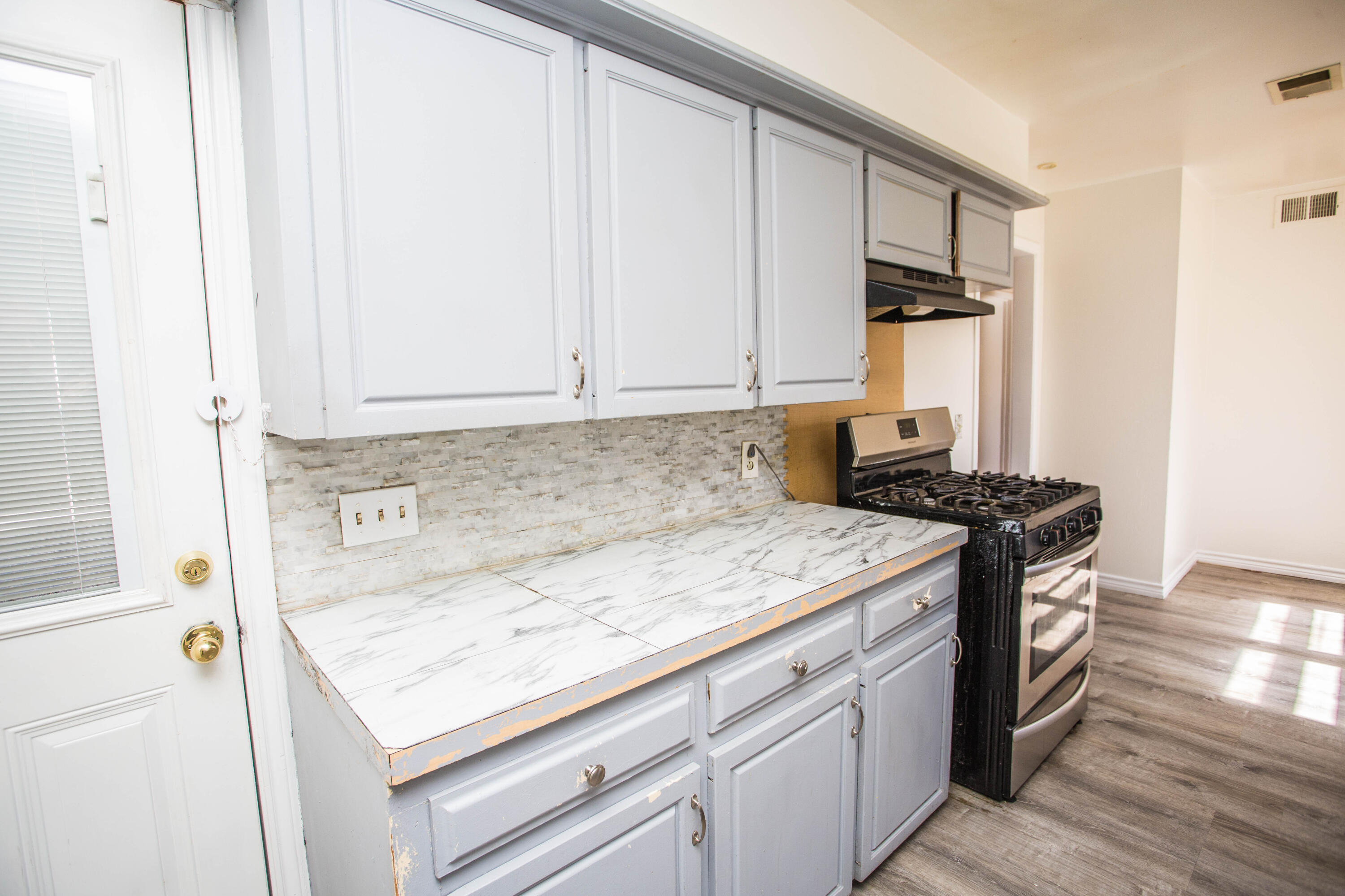 4503 47th Street Lubbock, TX 79414 - Photo 6 of 32 5V2A6387