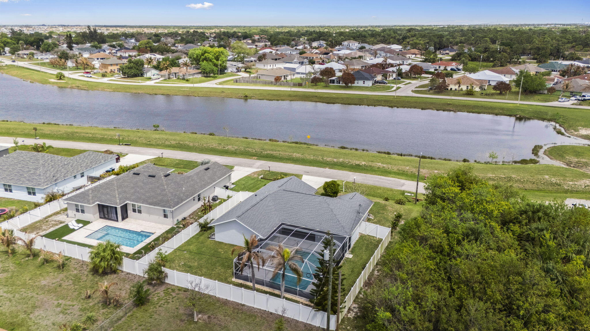 2452 Southwest Fair Isle Road Port St. Lucie, FL 34987 - Photo 39 of 52 44-web-or-mls-DJI_20260401104742_0088_D