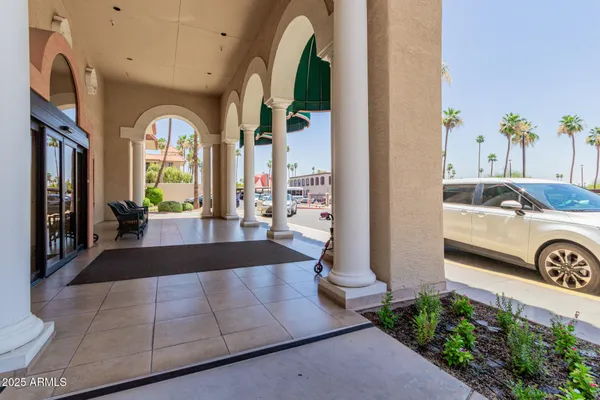 $70,000 | 10330 West Thunderbird Boulevard, Unit C109, Sun City, AZ 85351