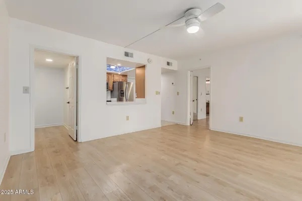 $70,000 | 10330 West Thunderbird Boulevard, Unit C109, Sun City, AZ 85351