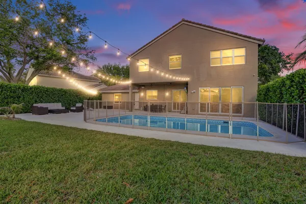 $1,100,000 | 6820 Northwest 73rd Street, Parkland, FL 33067