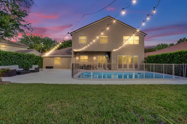 $1,100,000 | 6820 Northwest 73rd Street, Parkland, FL 33067