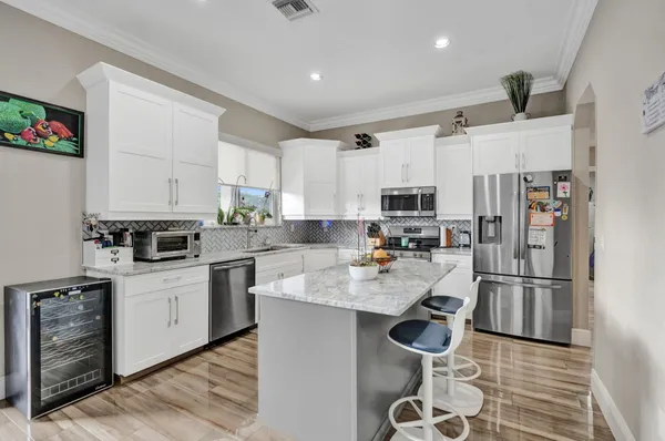 $1,100,000 | 6820 Northwest 73rd Street, Parkland, FL 33067