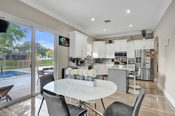 $1,100,000 | 6820 Northwest 73rd Street, Parkland, FL 33067