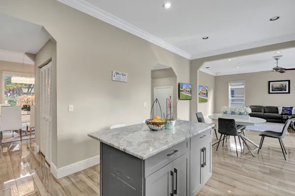 $1,100,000 | 6820 Northwest 73rd Street, Parkland, FL 33067