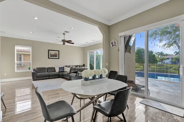 $1,100,000 | 6820 Northwest 73rd Street, Parkland, FL 33067