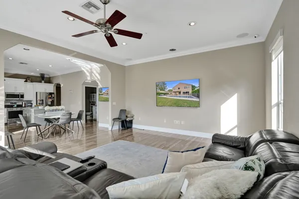 $1,100,000 | 6820 Northwest 73rd Street, Parkland, FL 33067