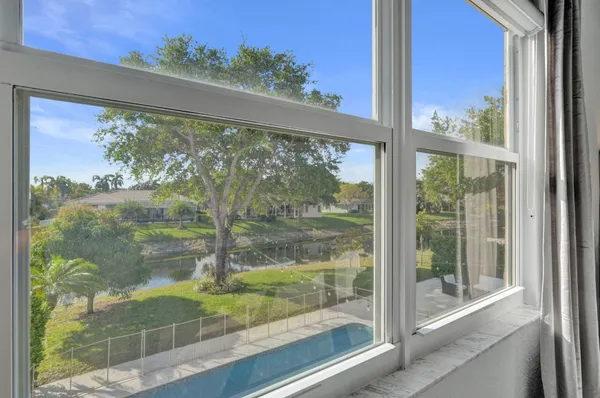 $1,100,000 | 6820 Northwest 73rd Street, Parkland, FL 33067