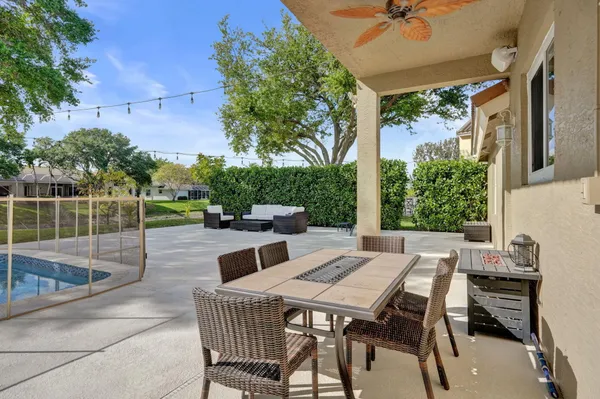 $1,100,000 | 6820 Northwest 73rd Street, Parkland, FL 33067