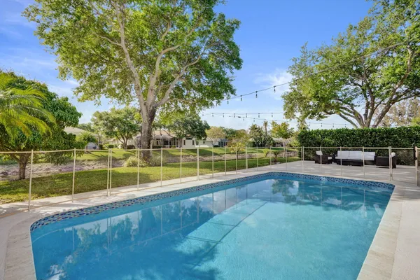 $1,100,000 | 6820 Northwest 73rd Street, Parkland, FL 33067