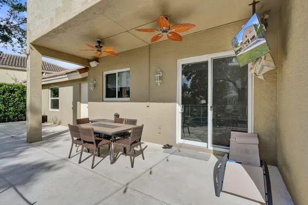 $1,100,000 | 6820 Northwest 73rd Street, Parkland, FL 33067