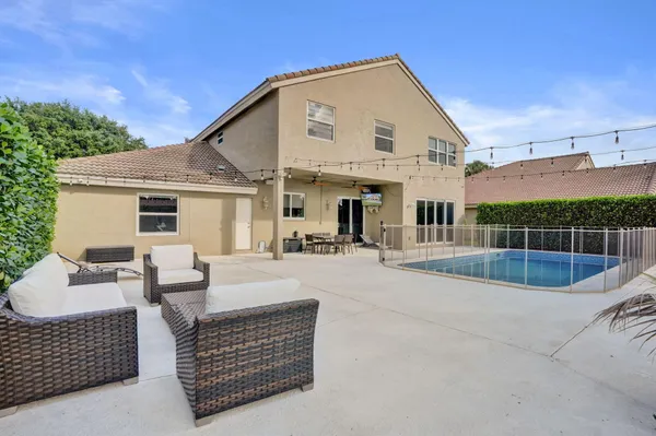 $1,100,000 | 6820 Northwest 73rd Street, Parkland, FL 33067