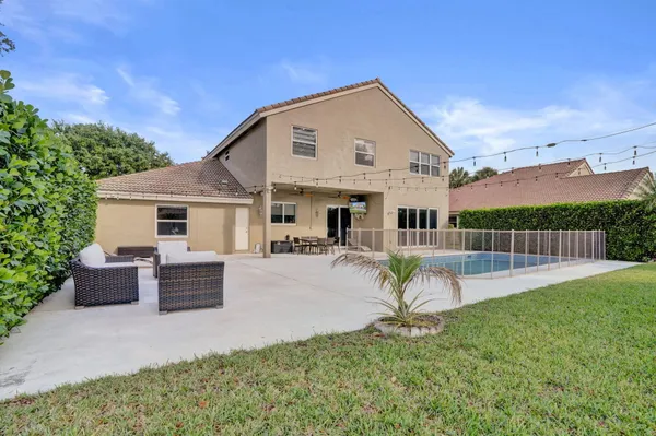 $1,100,000 | 6820 Northwest 73rd Street, Parkland, FL 33067