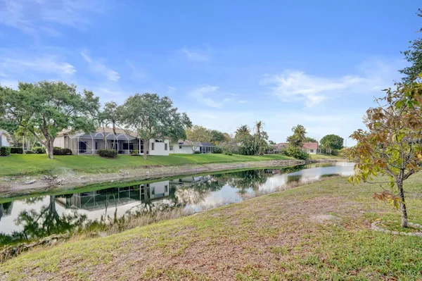 $1,100,000 | 6820 Northwest 73rd Street, Parkland, FL 33067