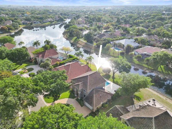 $1,100,000 | 6820 Northwest 73rd Street, Parkland, FL 33067