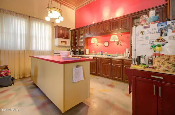 $750,000 | 198 Chisholm Avenue, Miami, AZ 85539