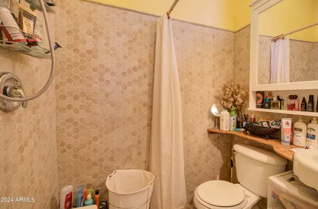 $750,000 | 198 Chisholm Avenue, Miami, AZ 85539