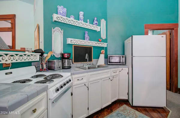 $750,000 | 198 Chisholm Avenue, Miami, AZ 85539