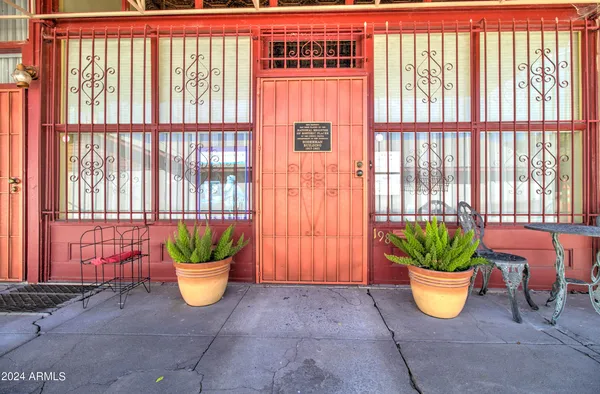 $750,000 | 198 Chisholm Avenue, Miami, AZ 85539