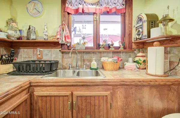 $750,000 | 198 Chisholm Avenue, Miami, AZ 85539