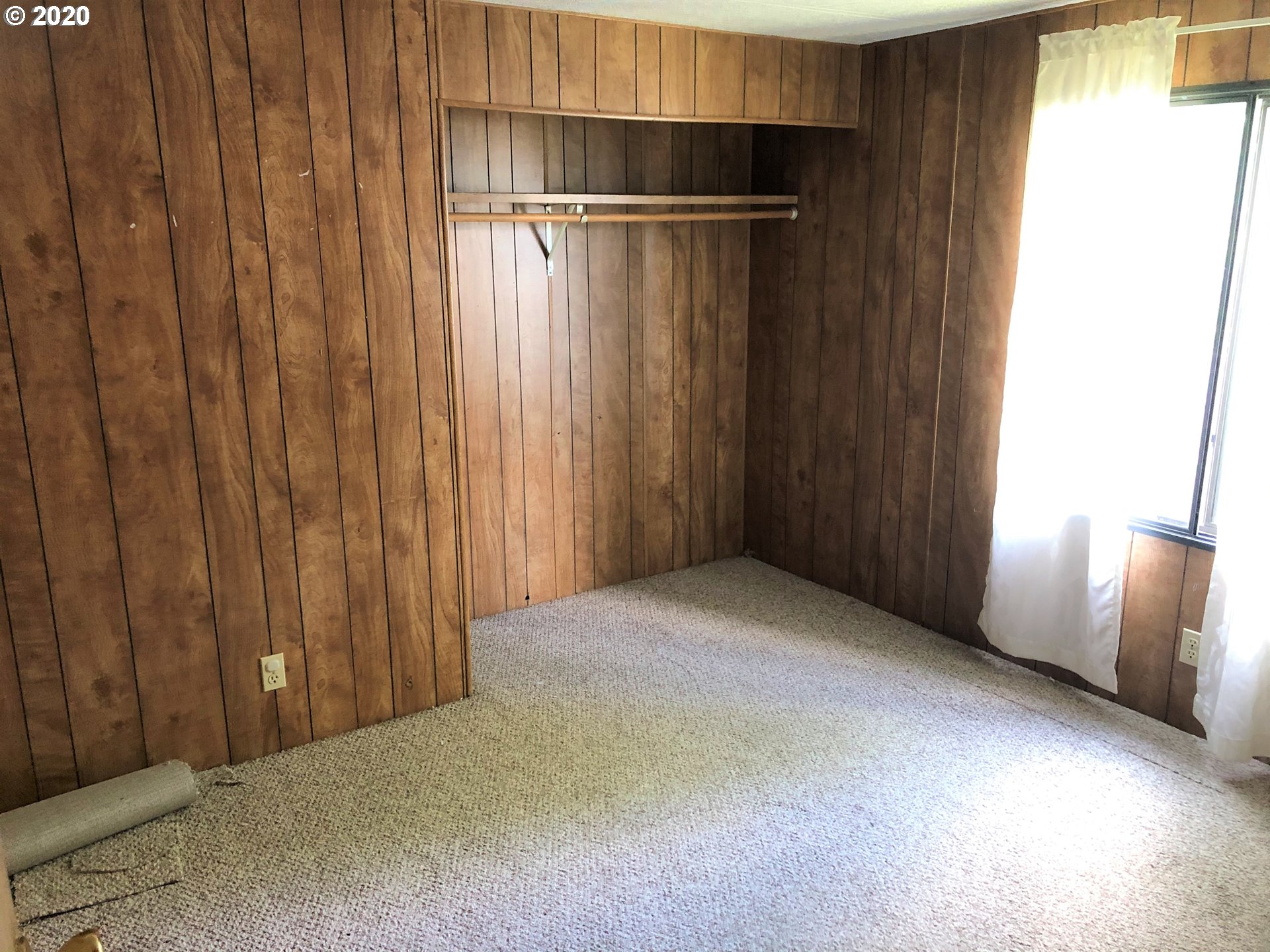 544 South 53rd Street Springfield, OR 97478 - Photo 8 of 12