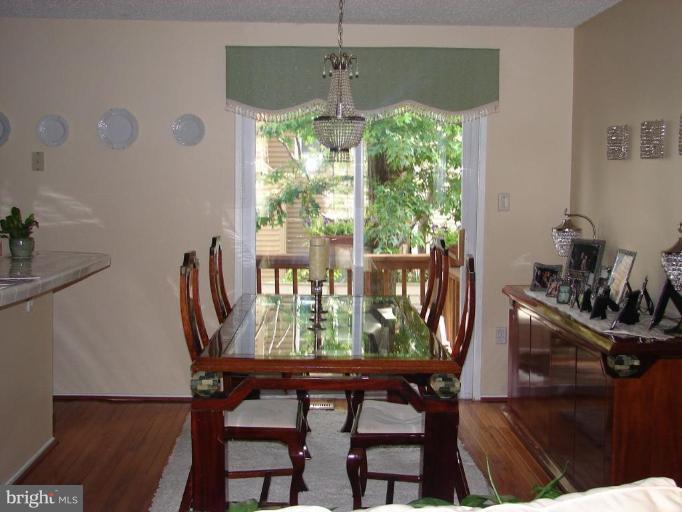 2410 Ridgehampton Court Reston, VA 20191 - Photo 6 of 11 Dining Room