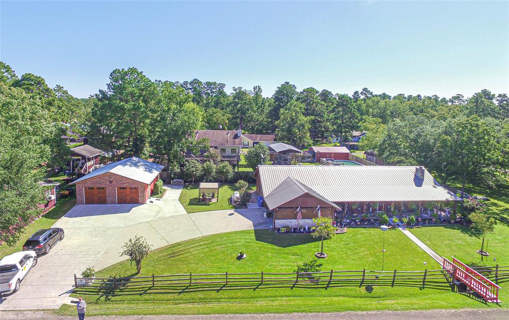 183 Lakeview Dr South  