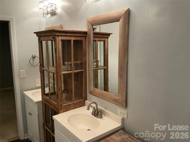 $1,350 | 415 East Broad Street, Unit A5, Statesville, NC 28677