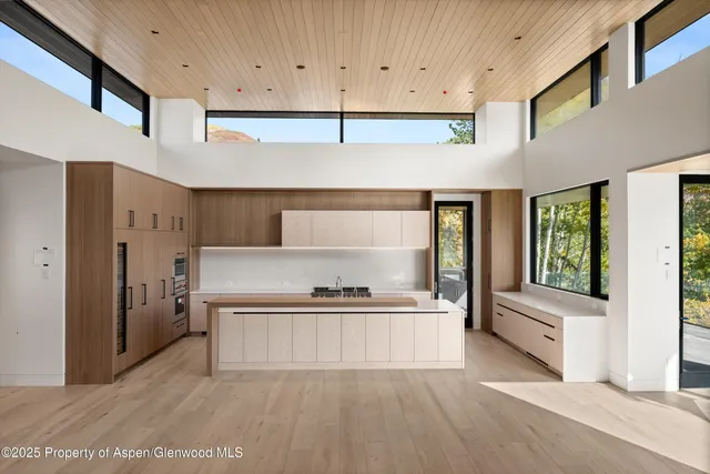 $75,000,000 | 401 Carroll Drive, Aspen, CO 81612