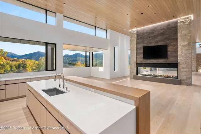 $75,000,000 | 401 Carroll Drive, Aspen, CO 81612