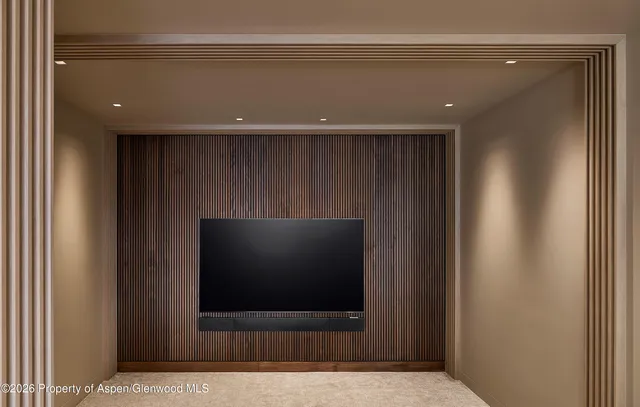 $75,000,000 | 401 Carroll Drive, Aspen, CO 81612